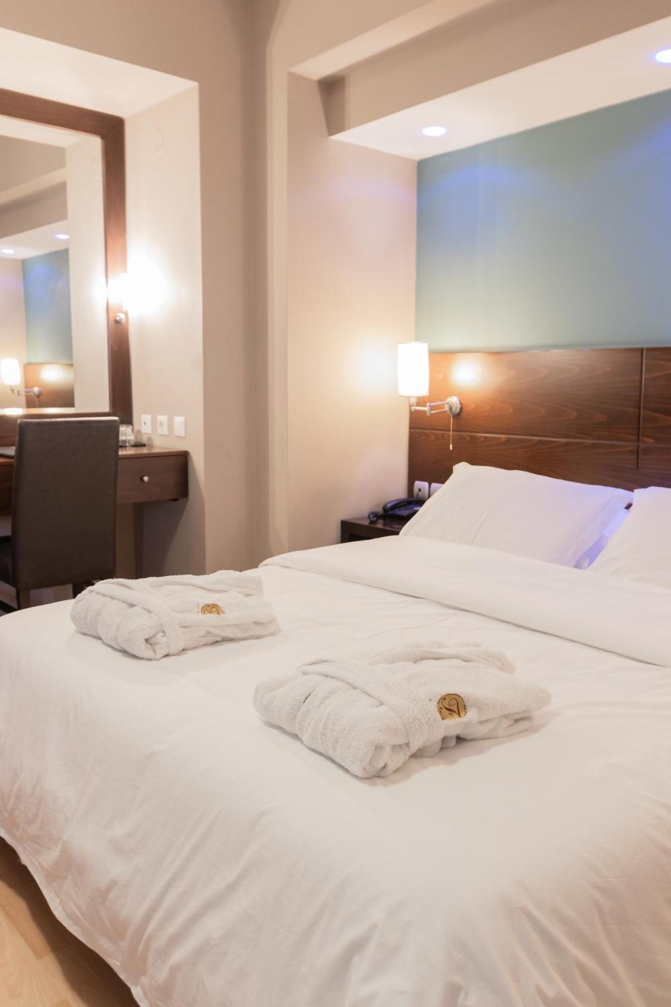 Flisvos Hotel نافبكْتوس المظهر الخارجي الصورة