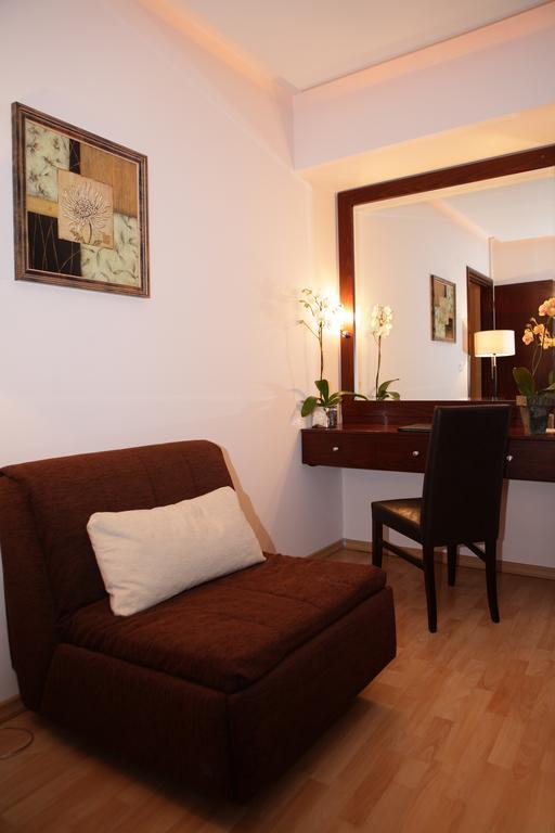 Flisvos Hotel نافبكْتوس المظهر الخارجي الصورة